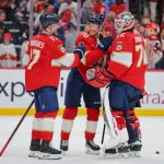 Panthers push Hurricanes to brink with third-period rout: Highlights