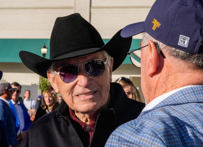 Horse racing trainer D. Wayne Lukas in hospice care after hospitalization