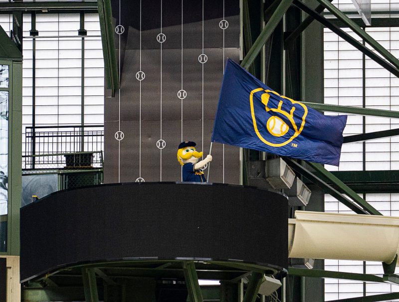 Where does Brewers’ 12-game win streak stack up in team, MLB history?