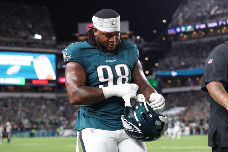 Eagles star fined, but no additional ban for spitting on Cowboys QB
