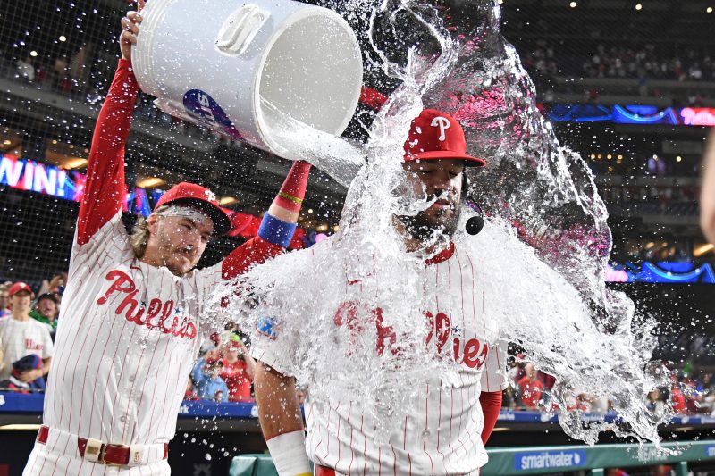 Latest MLB playoff bracket updates: See where contenders stand