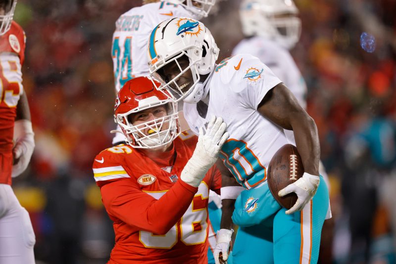 Will injury cost Tyreek Hill his contract, gold jacket? It’s complicated