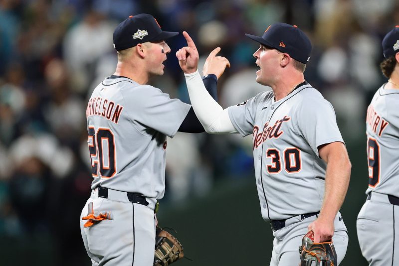 Tigers sink Mariners in extra innings of MLB playoff series opener