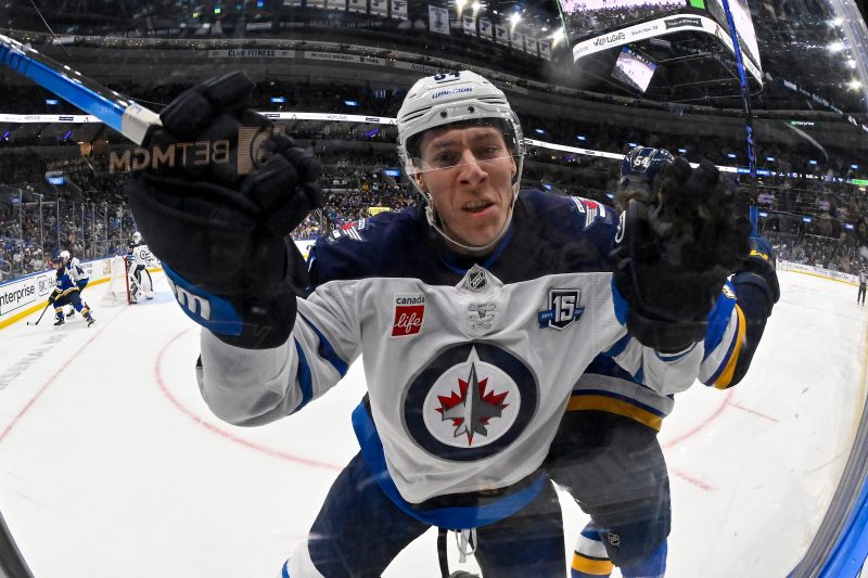 If you’re not first, you’re worst: Winnipeg Jets’ struggle is real
