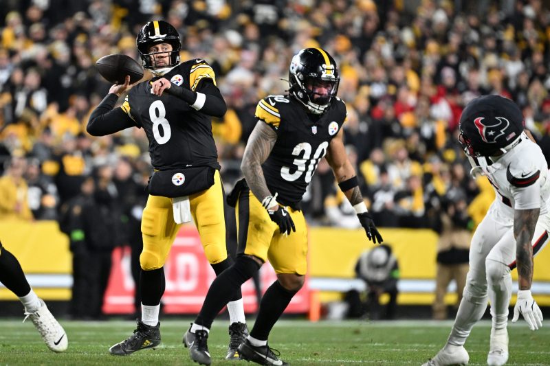 Will Aaron Rodgers’ last NFL pass be a pick-six?